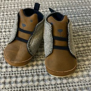🆕! Bear Face Crib Shoes